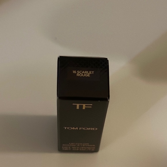 NEW Tom Ford Mini Runway Lip Color #16 Scarlet Rouge - Picture 6 of 7